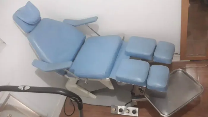 Cadeira Podologia elétrica!