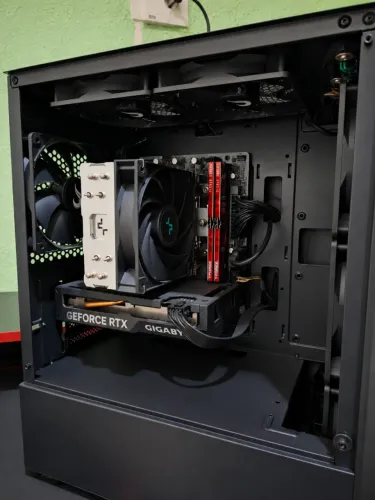 SETUP GAMER RTX 4060 + INTEL CORE I5 12400F
