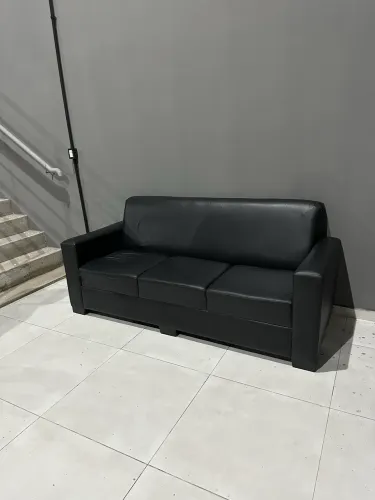 Sofá couro sintético