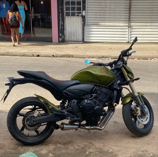 Vende se Hornet