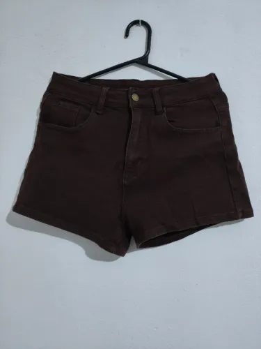 short curto marro