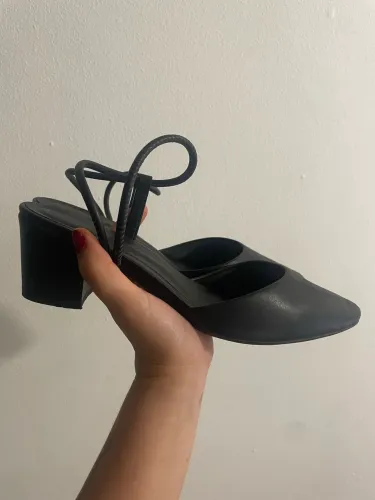 Salto preto tam 38