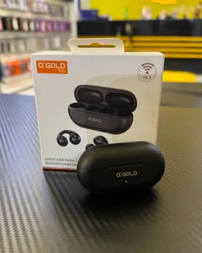 sse fone é o modelo AMBI, ele tem esse formato com presilha no ouvido, que deixa bem firme