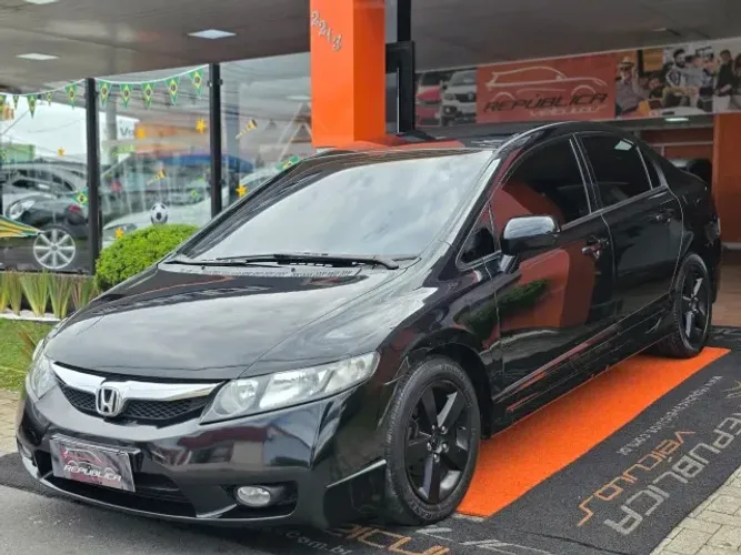 Honda Civic Sedan LXS 1.8/1.8 Flex 16V Aut. 4P 2008