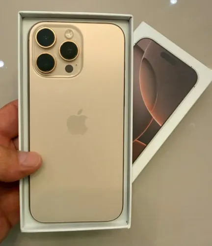 iPhone 16 Pro Max 256GB muito novo (leia a descrição)