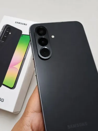 SAMSUNG A56