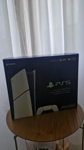 Playstation 5 Slim digital Lacrado