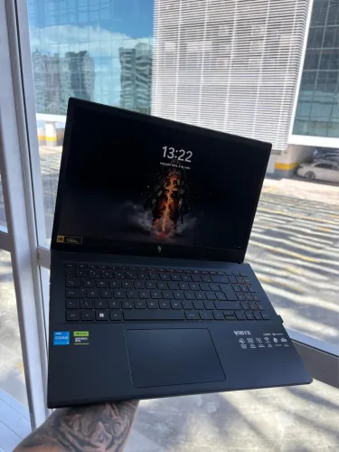 NITRO V15 