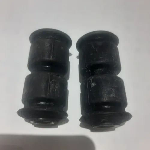 Kit Par Bucha Feixe Mola Suspensão Traseira Strada 99/.. Fiorino 94/... Marca Jahu