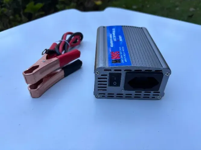 Inversor senoidal novo 12V DC / 220V AC / 500 W LEBOSS