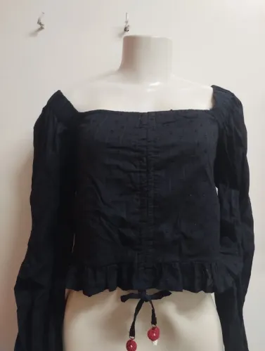 Blusa bordada preta Renner nova M