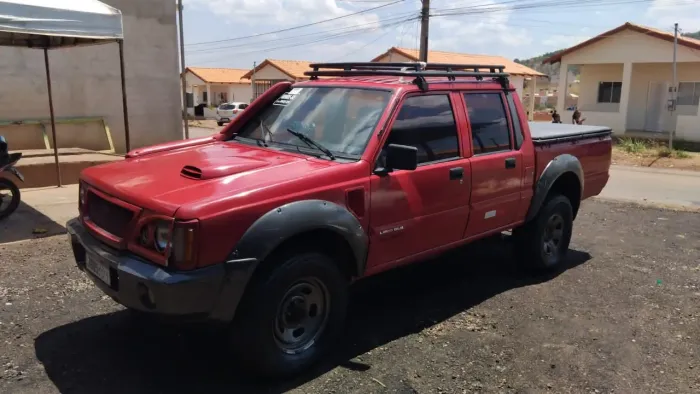 Mitsubishi L200 GLS 2.5 4X4 CD Diesel 2005