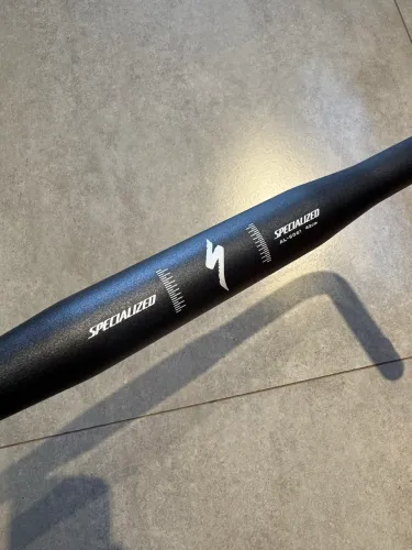 Guidão Specialized 420mm