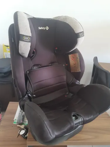 Cadeirinha Safety 1st Multifix - Isofix