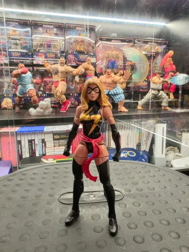 Marvel Legends Warbird Ms Marvel