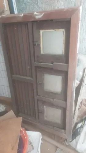 Janela Ipê 80x50