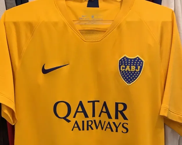 Camiseta Boca Juniors Treino versão Jogador Tamanho G justa (2019)