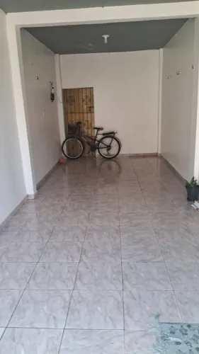 CASA DE DOIS ANDARES NA RUA 17 DO CONJUNTO PROMORAR EM VAL DE CÃES - BELEM-PÁ