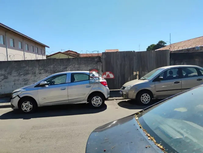 Locação de terreno 900m² - Jardim Portugal