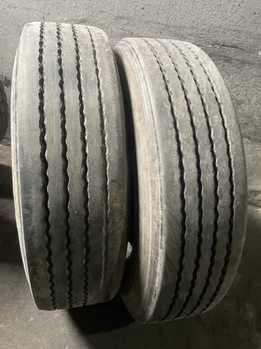 PNEUS 295/80R22,5  PNEU 295/80R22,5  PNEUS USADOS  295/80R22,5  PNEUS SEMINOVO MEIA VIDA
