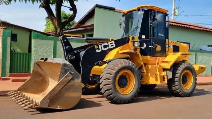 Pá Carregadeira JCB 422 ZX Ano 2024