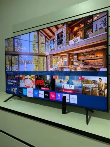 TV SAMSUNG SMART 60 polegadas completa 4k Xbox integrado Alexa.