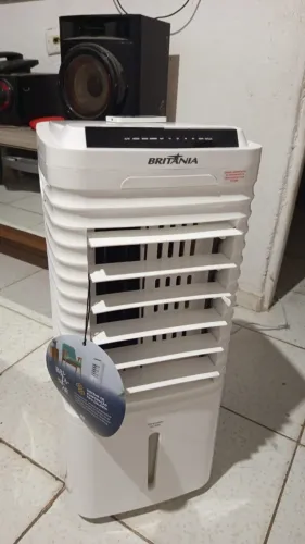 Climatizador de Ar Britânia 4 em 1 Autonomia 26h BCL05A 220V