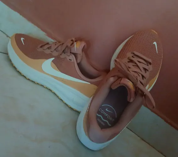 Tênis nike caminhada original tam35
