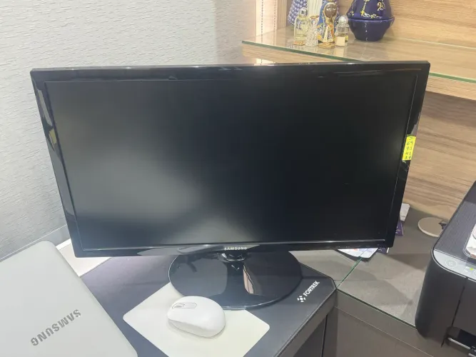 Monitor Samsung 14 polegadas 