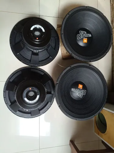 Subwoofer JBL Vulcano
