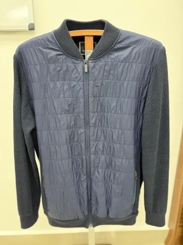 Blusa corta vento importada