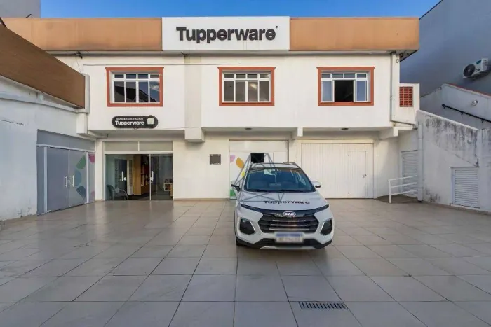 Sobrado Comercial ou Residencial com 5 dormitórios à venda, 473 m² por R$ 1.870.000 - Paro
