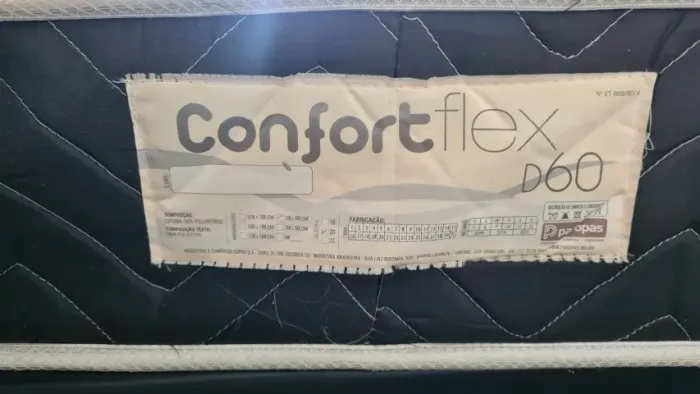 Colchão Casal Confortflex Semi Novo - Excelente Estado