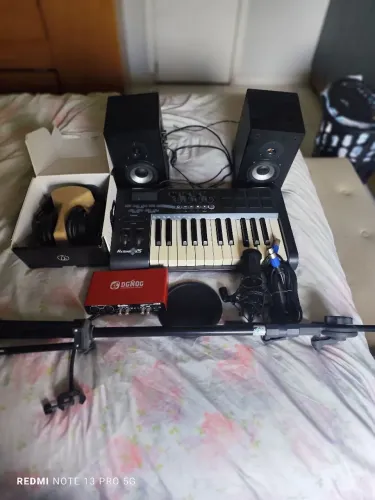 ESTÚDIO COMPLETO Tudo por 1500 reais para hj sem choro