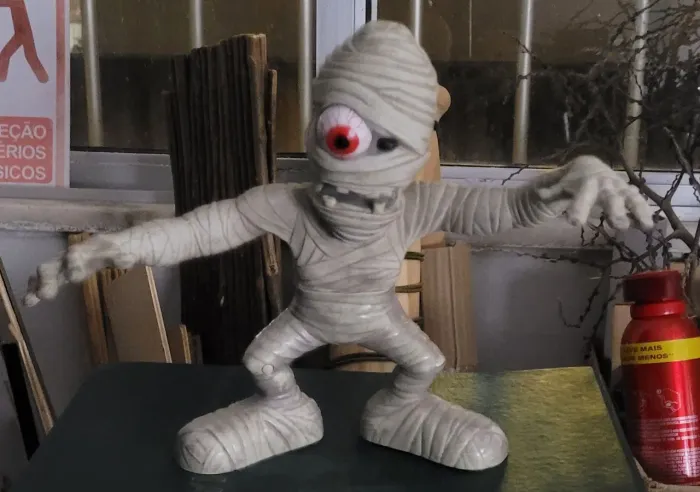 BONECO MÚMIA DTC TURMA DO TERROR