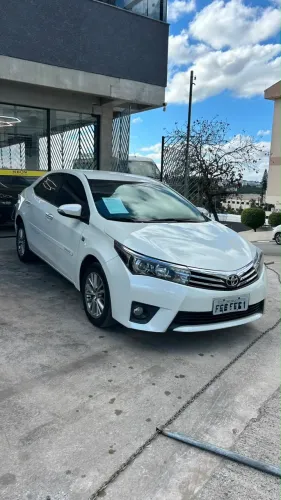 Toyota Corolla Altis 2.0 Flex 16V Aut. 2015