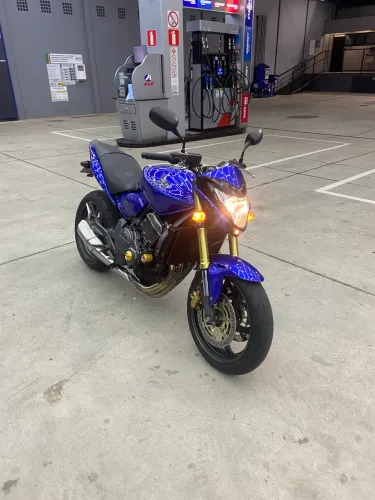CB600F HORNET