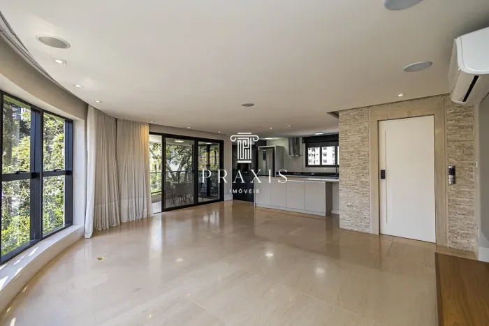 Apartamento à venda no Bairro Batel, 118,78m², 2 suítes, 2 vagas, Curitiba-PR