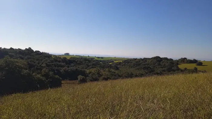 10 hectares escriturados com açude, várzea e mata nativa