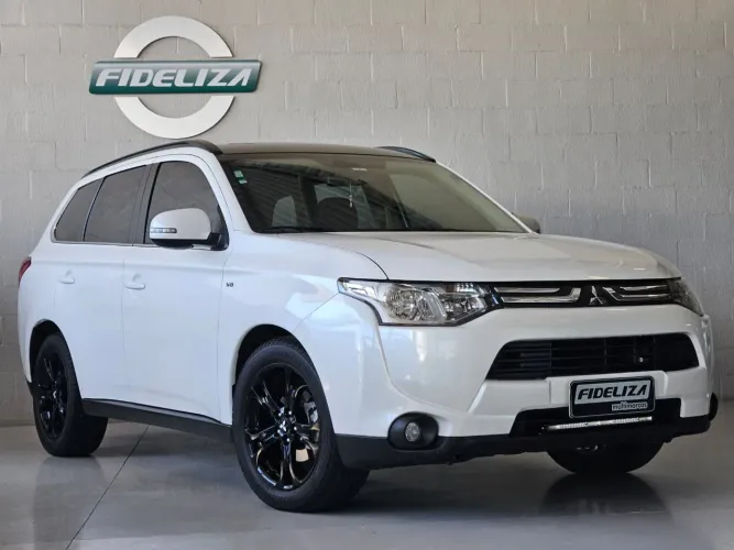 Mitsubishi Outlander 3.0/ GT 3.0 V6 Aut. 2014
