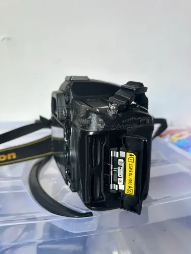 Grande oportunidade , vendo ou troco nikon d 7000 em ótimo estado