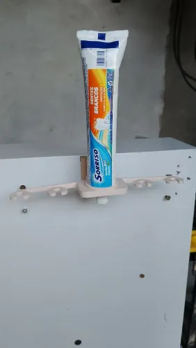 Suporte para creme dental e escova
