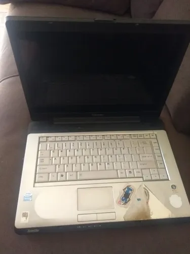 Notebook Toshiba leia anúncio