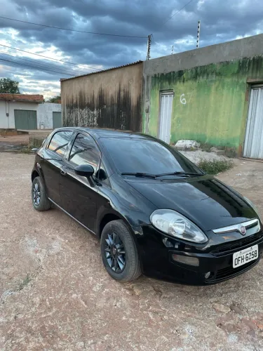 Fiat Punto Attractive 1.4 Fire Flex 8V 5P 2013