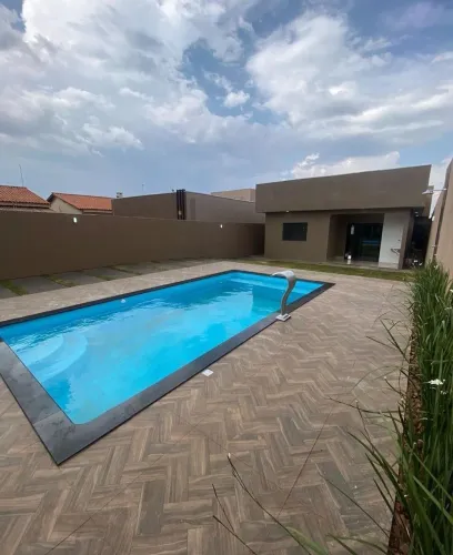 Piscina de fibra