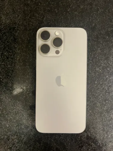 iphone 15 pro Max - Defeito