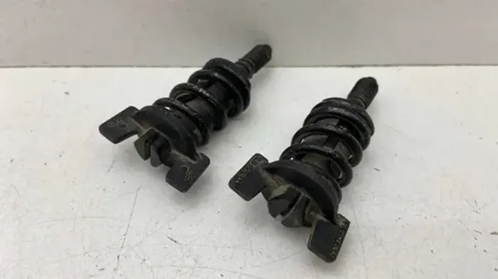 Parafuso De Fixação De Lanterna Volkswagen Unidades
