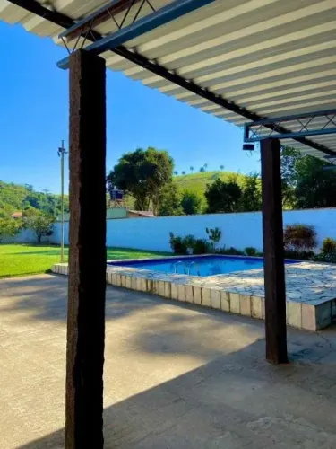 Granja com 1.050m2 em Belmiro Braga