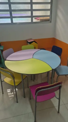 Mesa infantil 6 lugares