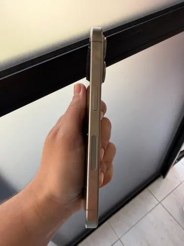 iPhone 15 Pro, 128GB